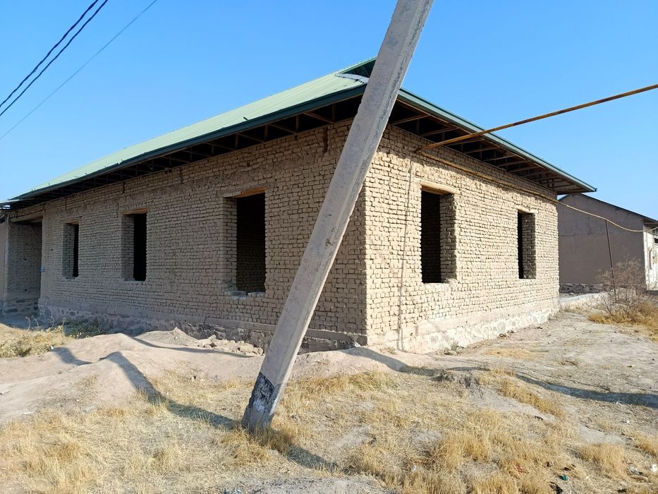 6 сотхли ховли сотилади