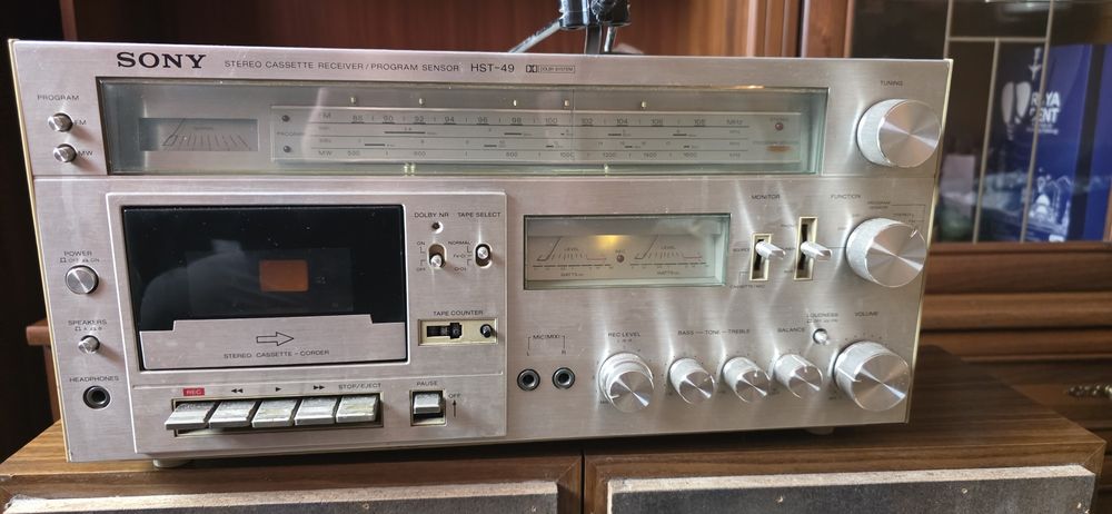 Stereo cassette receiver Sony HST-49