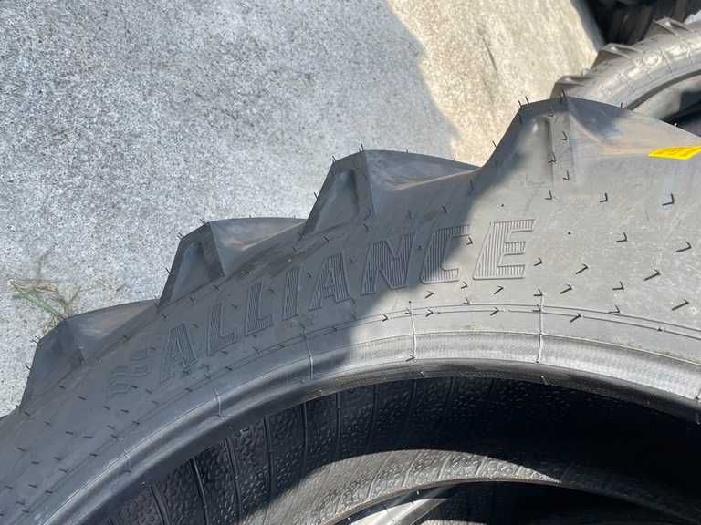 12.4-28 Alliance Cauciucuri noi de tractor U445