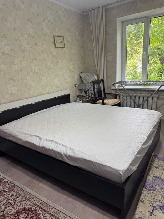 Кровать двухспальная