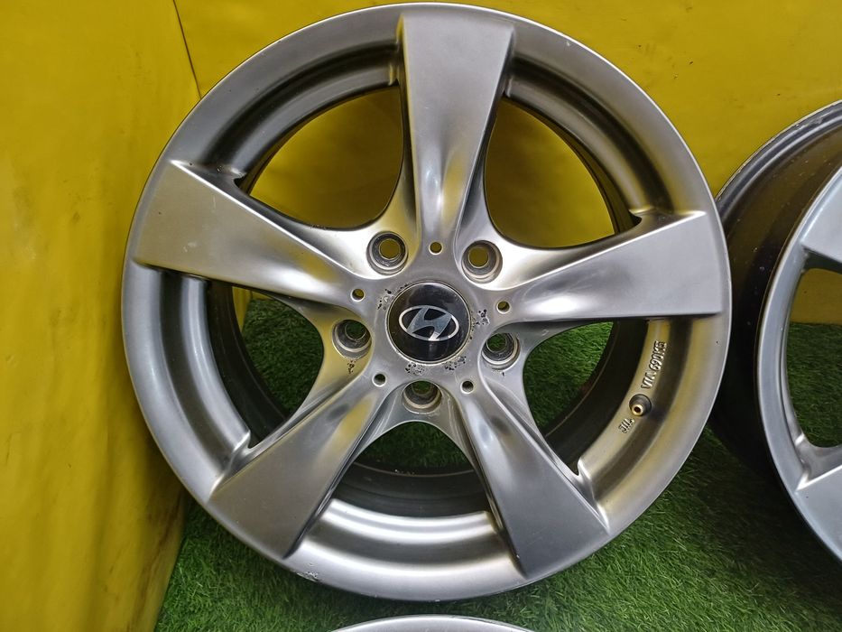 Диски R15 5x114.3 на Hyundai и другие.