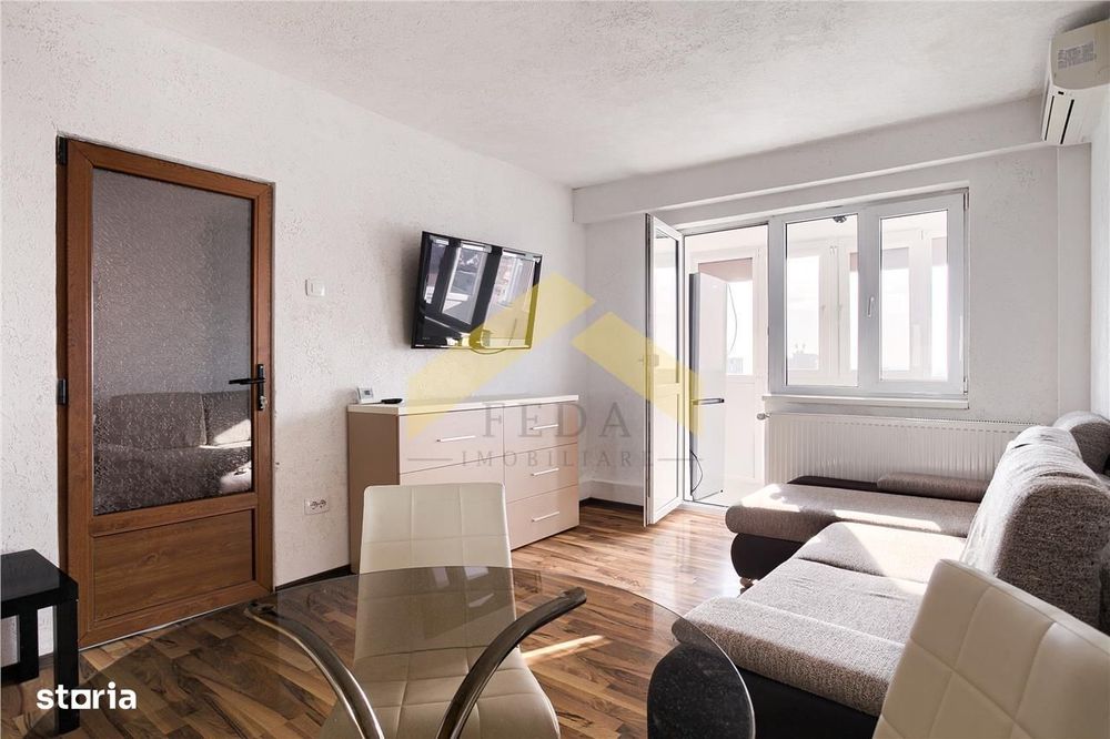 Apartament 2 camere de vanzare zona Aurel Vlaicu — fotografia 1