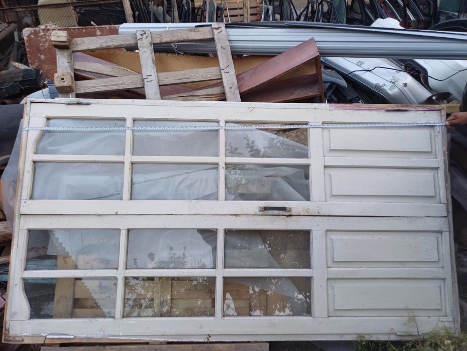 Продам б/у двери