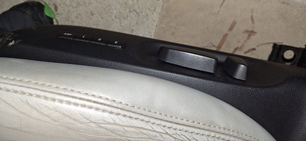 Продава се кожен салон за мазда6 2008 - 2013