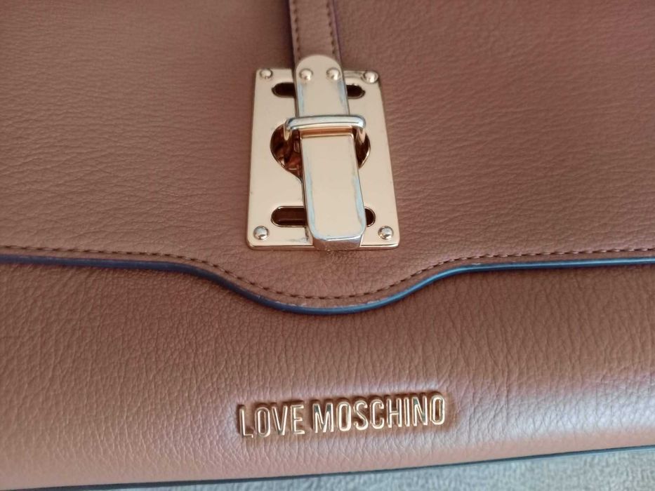 Дамска чанта Love Moschino