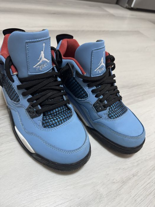 Маратонки Jordan 4 Retro "Travis Scott Cactus Jack"