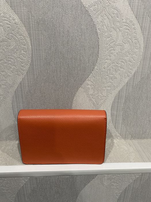 Продам сумку новую