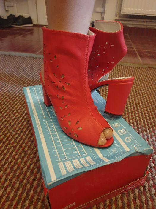 Pantofi piele  făcuți la comandă