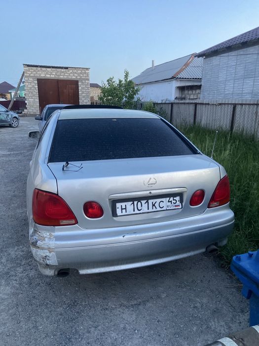 Бампер крыло от Лексуса GS