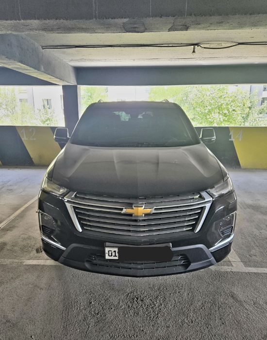 **Traverse Pemier 3.6AT AWD 
2025 salondan olingan 
Probeg 5000 km 
Bu