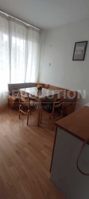 Дава се под наем Двустаен апартамент в Пловдив, Кършияка - 50 кв.м за 325 € - Снимка #1