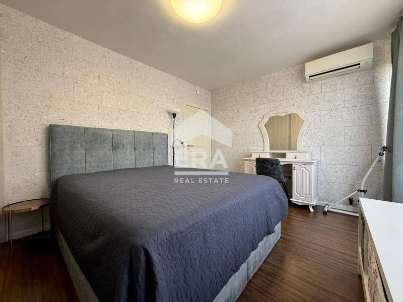 Продава се Четиристаен апартамент в София, Борово - 180 кв.м за 1587 €/кв.м - Снимка #9