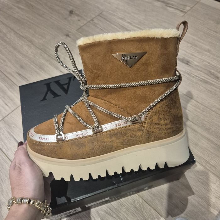 Дамски боти replay