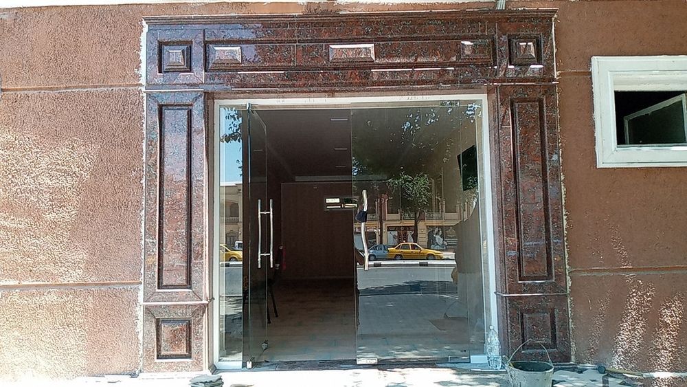 Granit Mramir Sokl Arginal Travertin Tosh