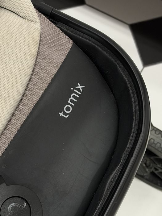 Продам коляску детскую Tomix mirage