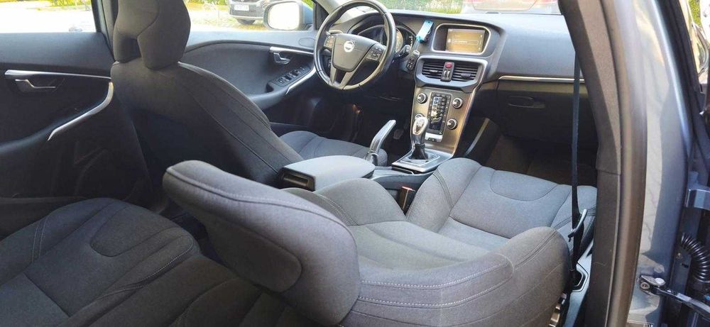 Volvo V40 D2 Kinetic Business 1.6 Diesel 114 CP Euro 5, an 2014