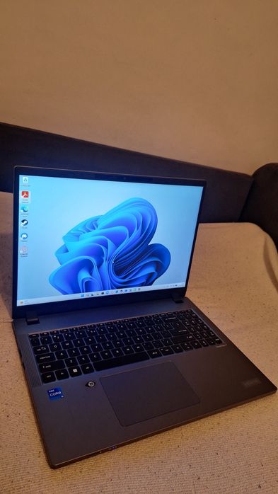 Laptop ACER TravelMate P2