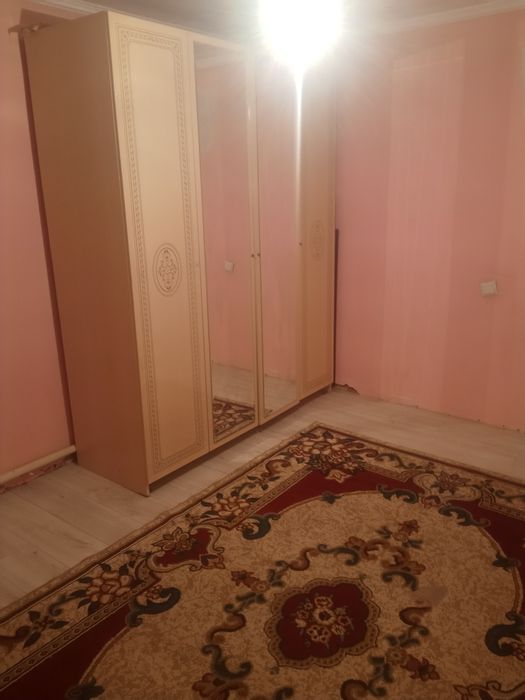 1 ком Квартир самал базар 40 сын ком ус ишинде