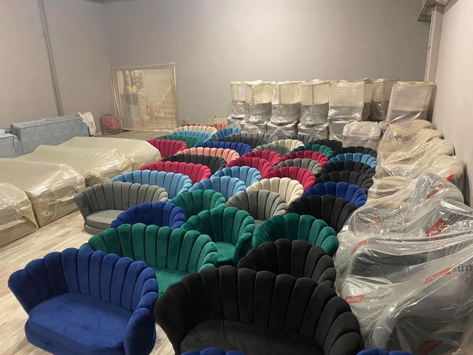 Промоционален посетителски  комплект дивани тип „мида“