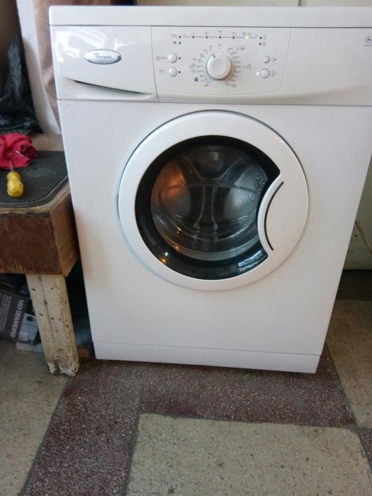 Masina de spalat rufe WHIRLPOOL clasa A+ primim BuyBack la schimb