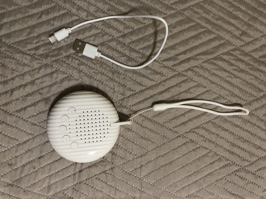 Устройство за бял шум