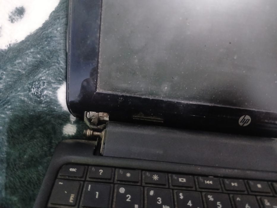 Продам неутбук hp