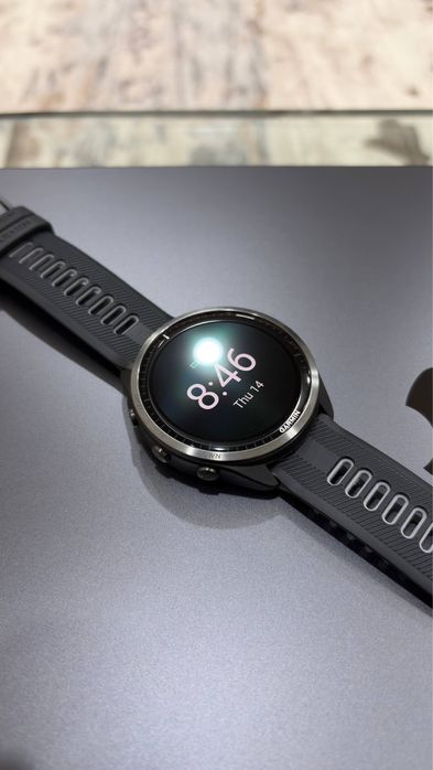 Продам часы Garmin