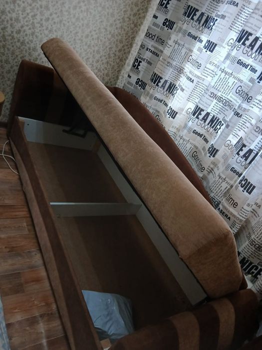 Продам диван. Цена 20 000 тенге