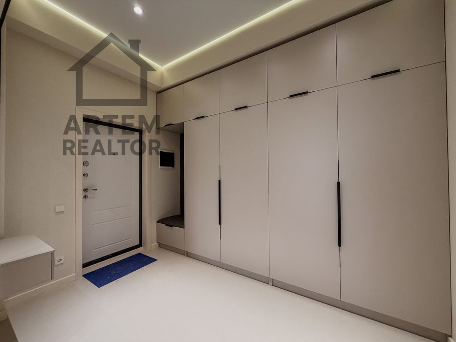 Продам СРОЧНО квартиру Ялангач новостройка 2/4/7