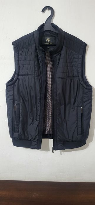 Мужская одежда, куртки