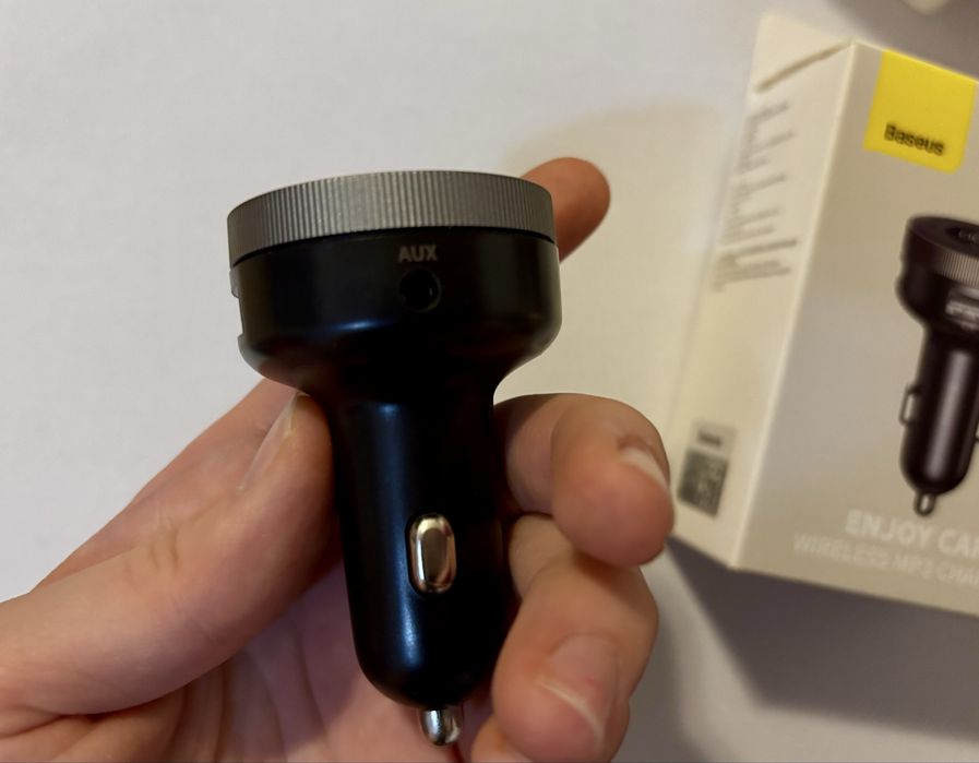 Wireless Mp3 charger Baseus