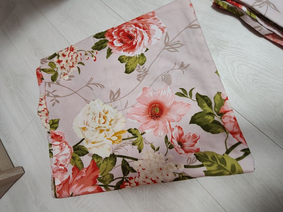 Lenjerie pat dublu design floral