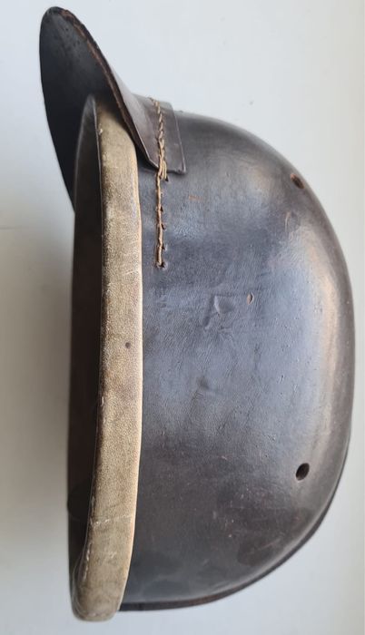 Шлем кожанный