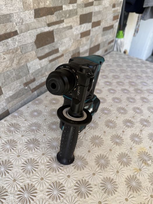 Акумулаторен перфоратор Makita DHR171Z, SDS-plus, 18 V, 1.2 J,