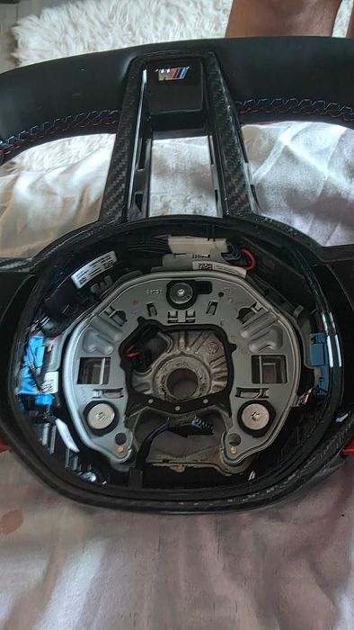 Спортен волан BMW с вибрационно отопление G30 G01 G05 G06 G11G20