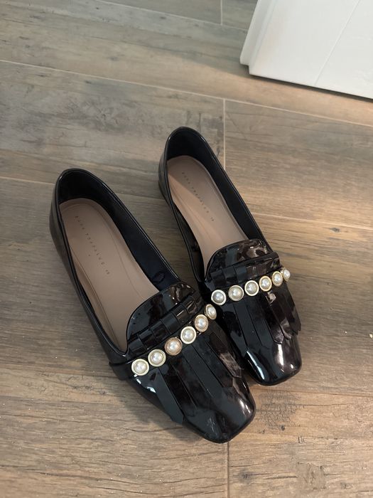 Лачени мокасини с перла Zara 40 номер