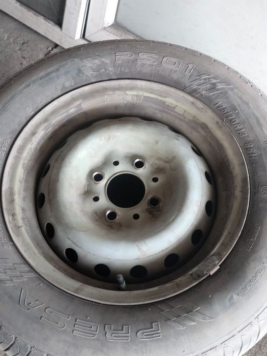 Продам комплект резины с дисками