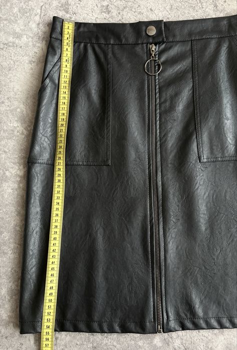 Кожанная юбка на молнии (эко-кожа)
