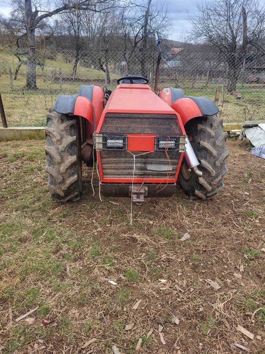 Valpadana 8080 reversibil, 70 CP si cositoare frontala