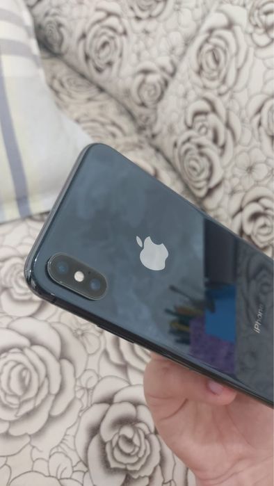 iPhone X 65gb продам срочно