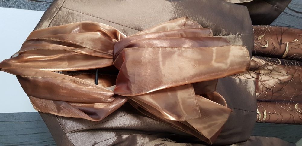 Rochie si sacou dama, mar. 42-44, geanta si pantofi, pentru ocazii