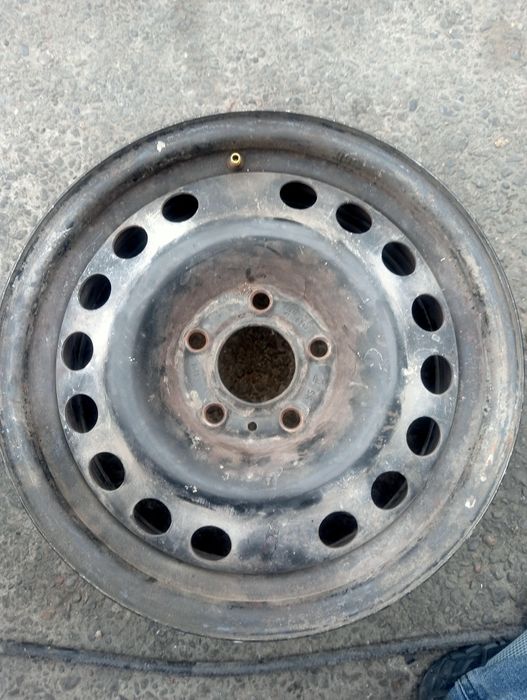 Диск на 15 Мерседес