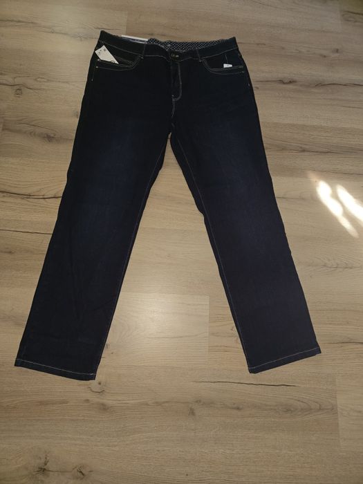Blugi drepti damă C&A XL, 46 EUR