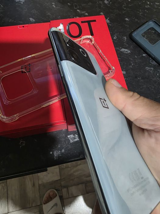 Oneplus 10T model top 16/256 GB super telefon.