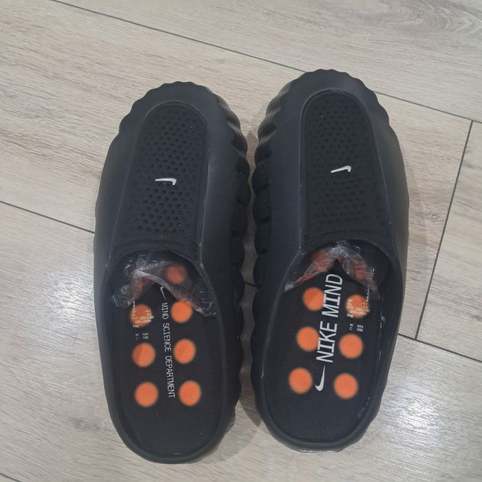 Продам шлепки Nike