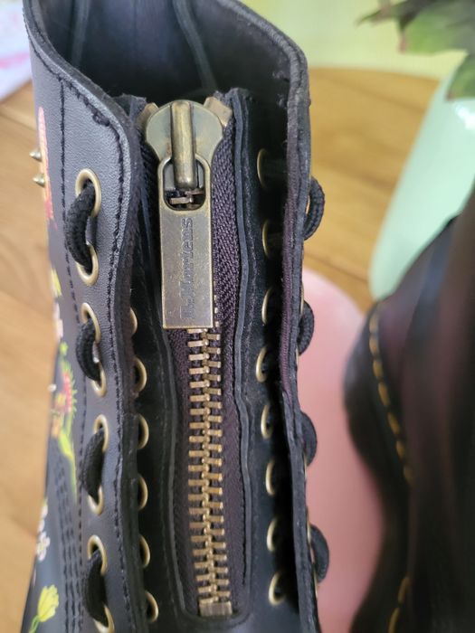 Кубинки Dr. Martens