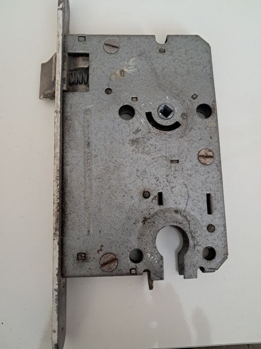 Брава и шестограми