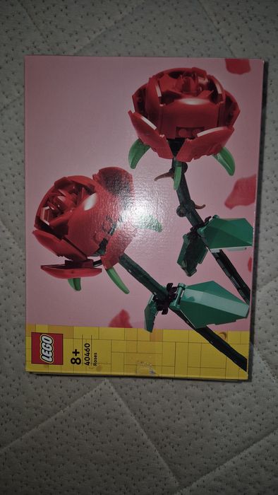 Лего Iconic рози