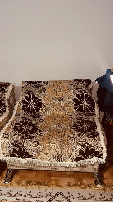 Продам диван +2 кресла