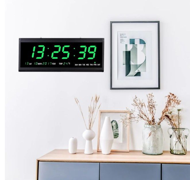 Стенен часовник Зелен светодиоден цифров дисплей,термометър, календар